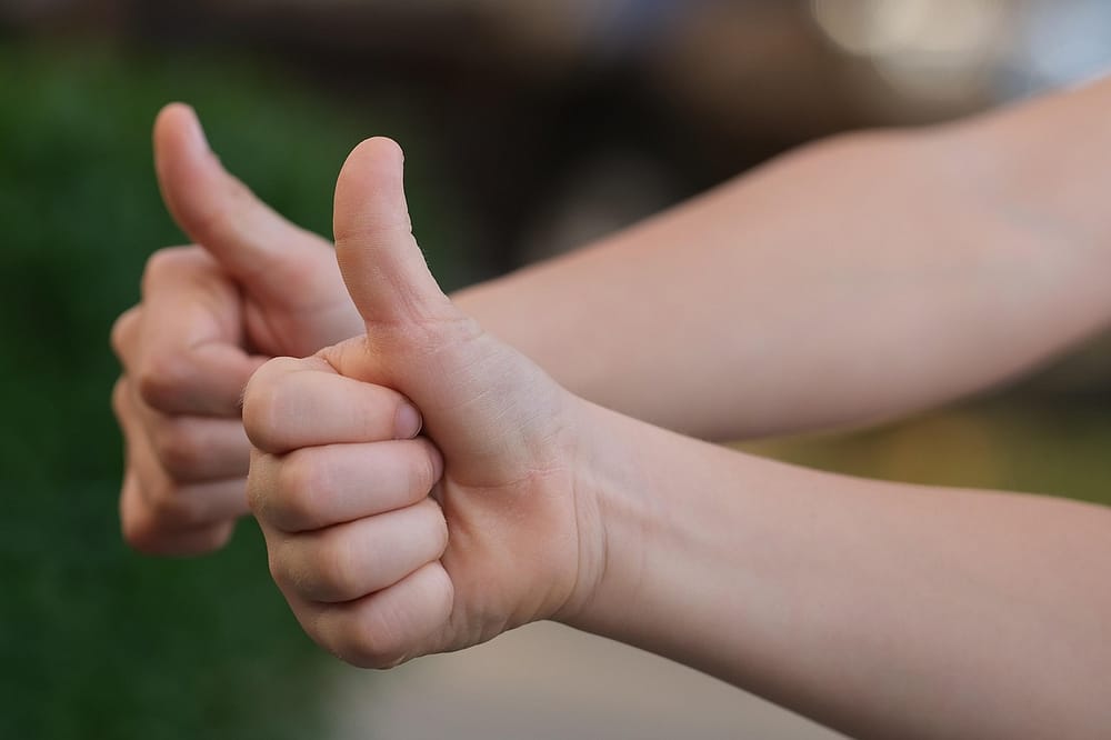 thumbs-up-4589867_1280 上海泛汐很棒